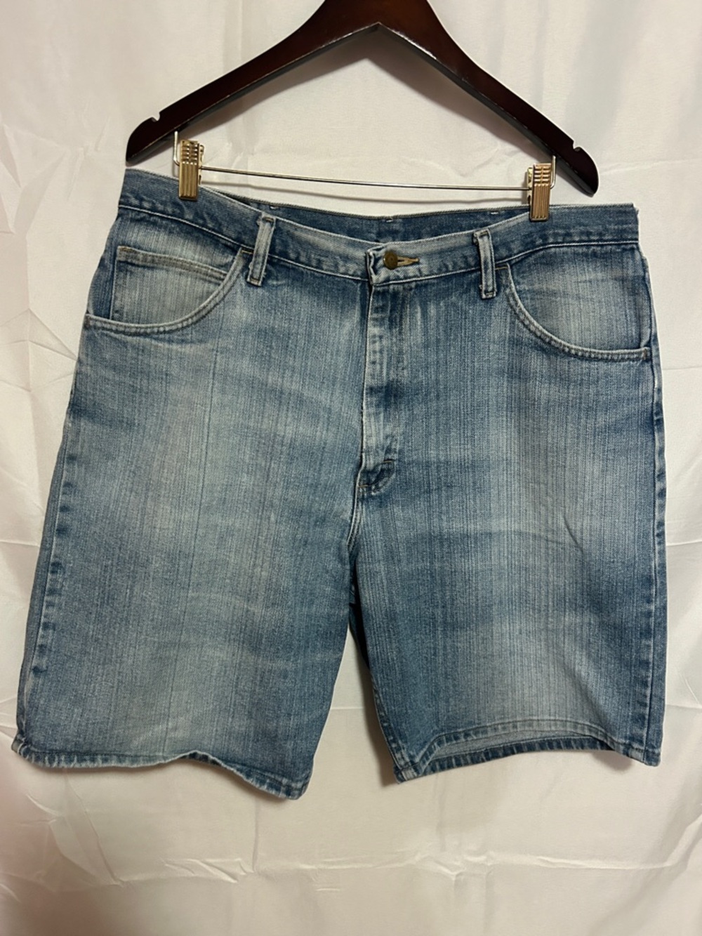 Wrangler Denim Shorts Light‎ Wash 90s Style Relaxed Fit 36